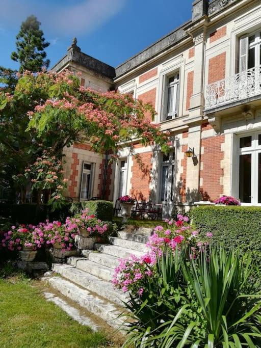 Photo of Others in Montmoreau-Saint-Cybard
