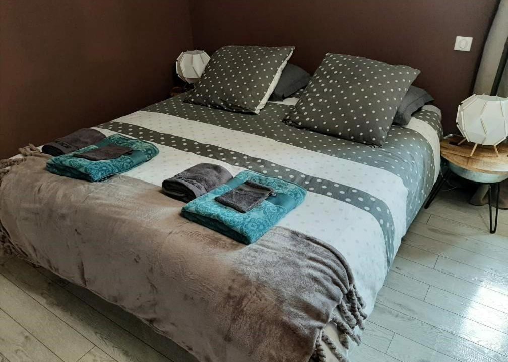 Photo of Bedroom in Saint-Martial-de-Nabirat