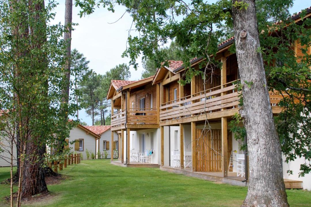 Photo of Buildings in Parentis-en-Born