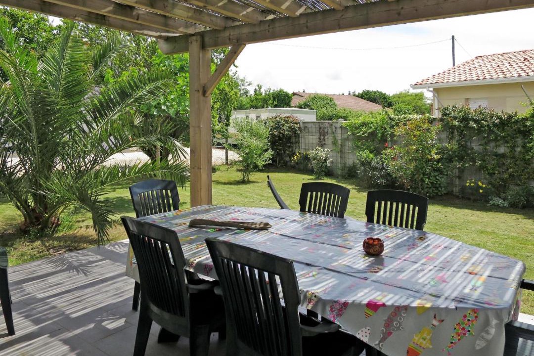 Photo of Patio Balcony in Soulac-sur-Mer