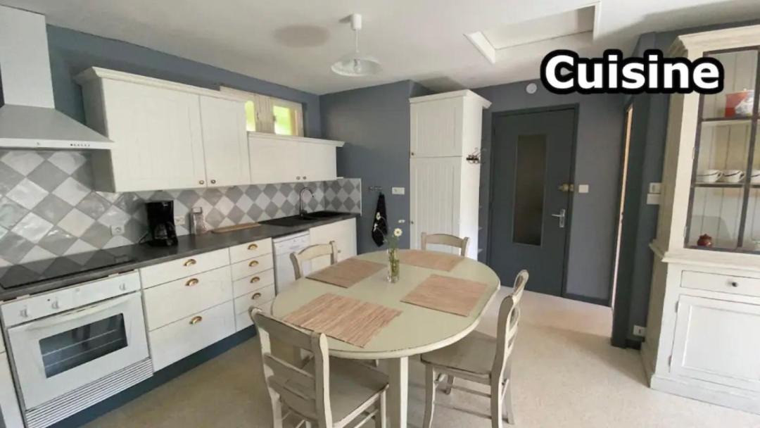 Photo of Kitchen in Saint-Hilaire-les-Courbes
