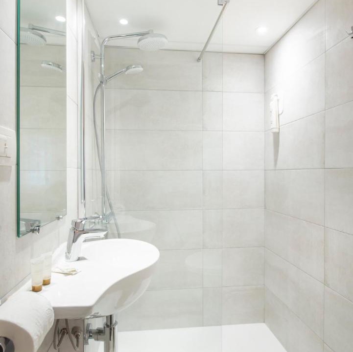 Photo of Bathroom in Merignac