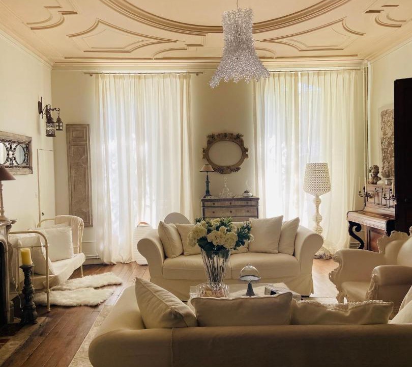 Photo of Livingroom in Centre Ville