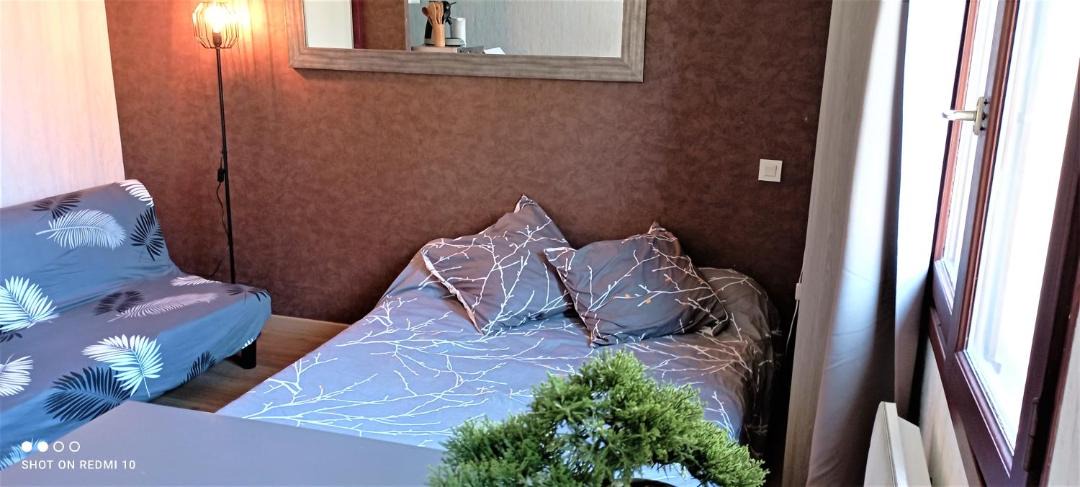 Photo of Bedroom in Limoges