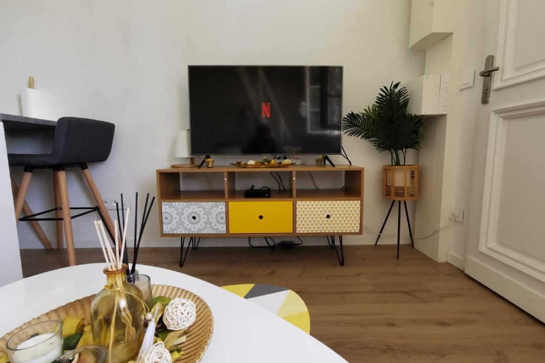 Photo of Livingroom in Begles