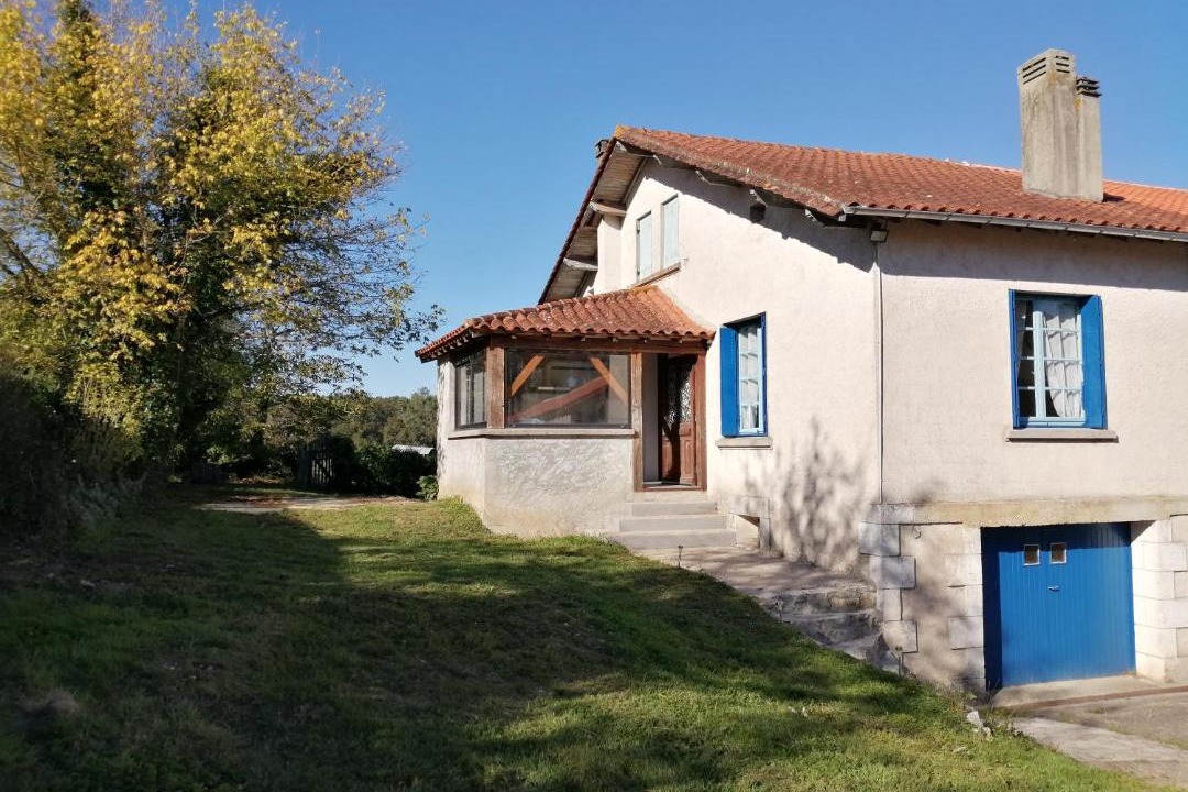 Photo of Buildings in Saint-Andre-de-Double
