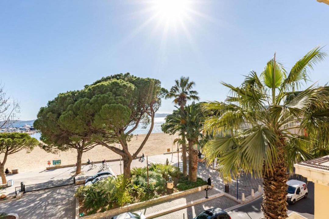 Photo of Patio Balcony in Sainte-Maxime City Centre