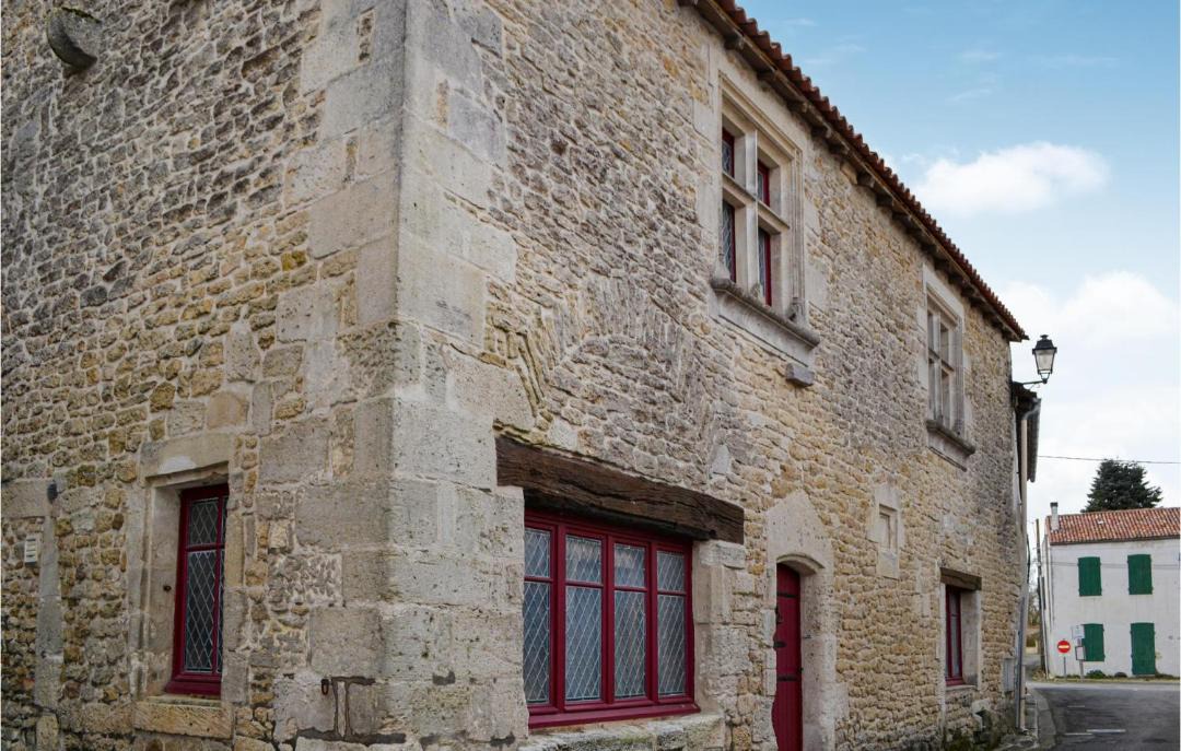 Photo of Buildings in Saint Jean d'Angle