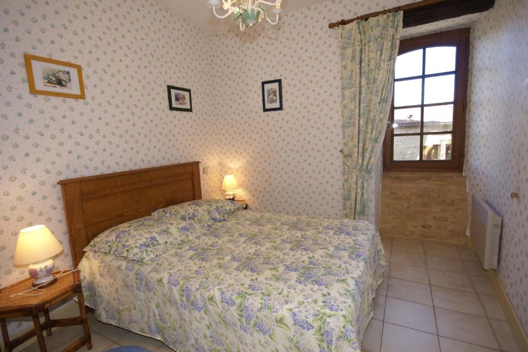 Photo of Bedroom in Sainte-Foy-de-Belves
