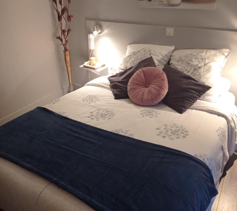 Photo of Bedroom in Saint-Seurin-De-Cursac
