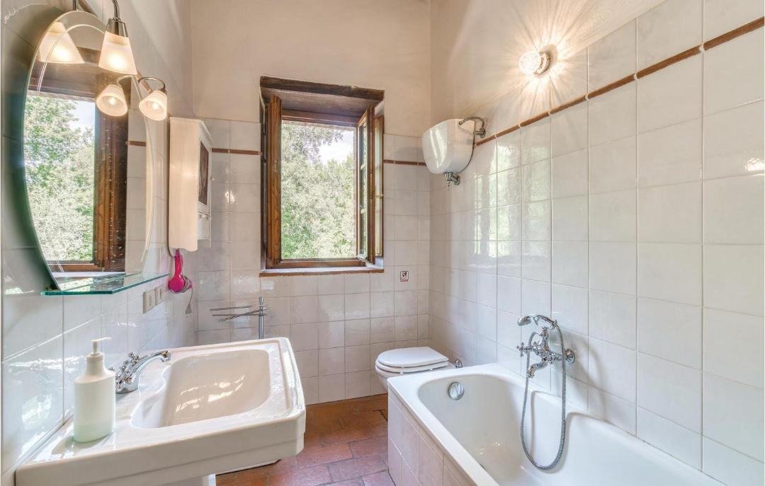 Photo of Bathroom in Bucine