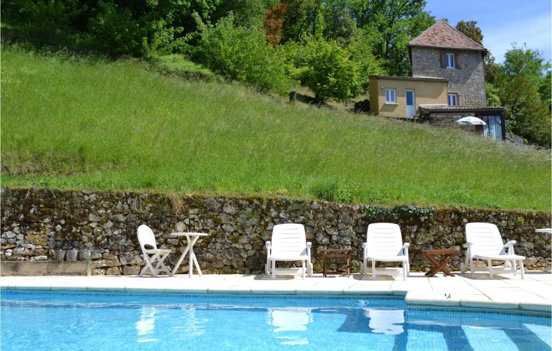 Photo of Others in Cenac-et-Saint-Julien