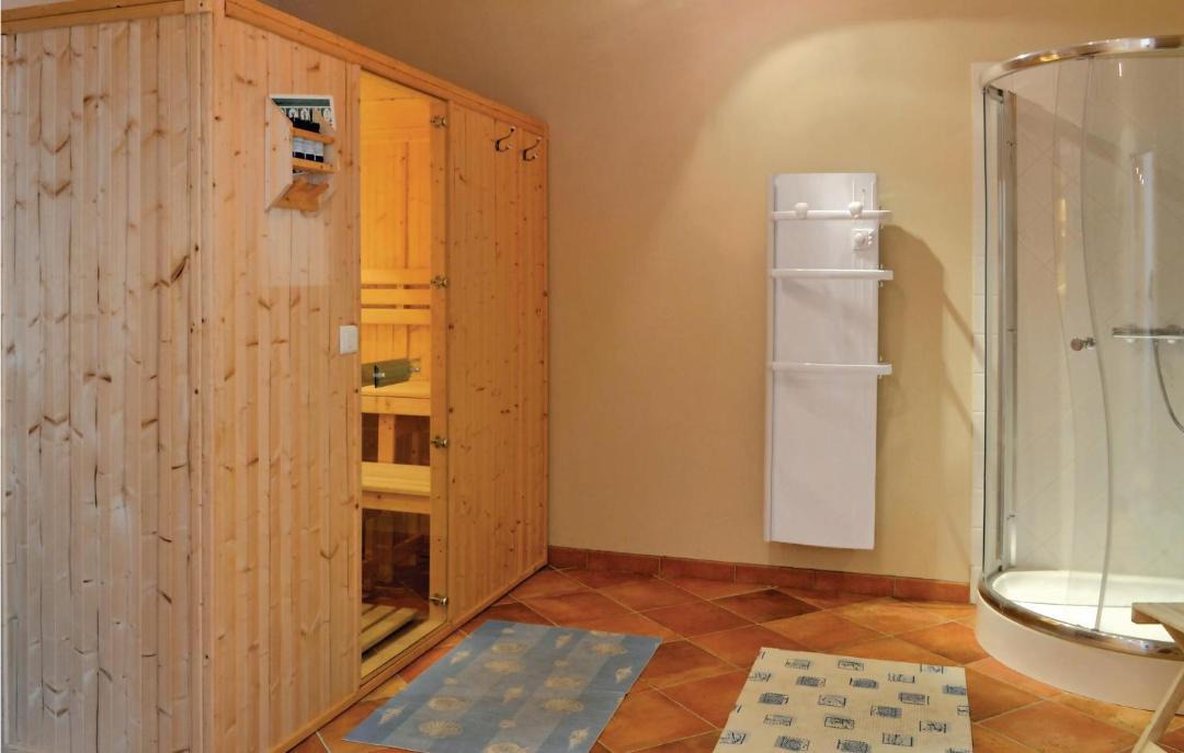 Photo of Bathroom in Sainte-Alvere