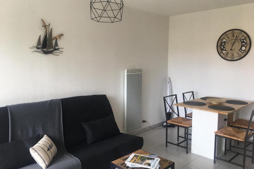 Photo of Livingroom in Gujan-Mestras