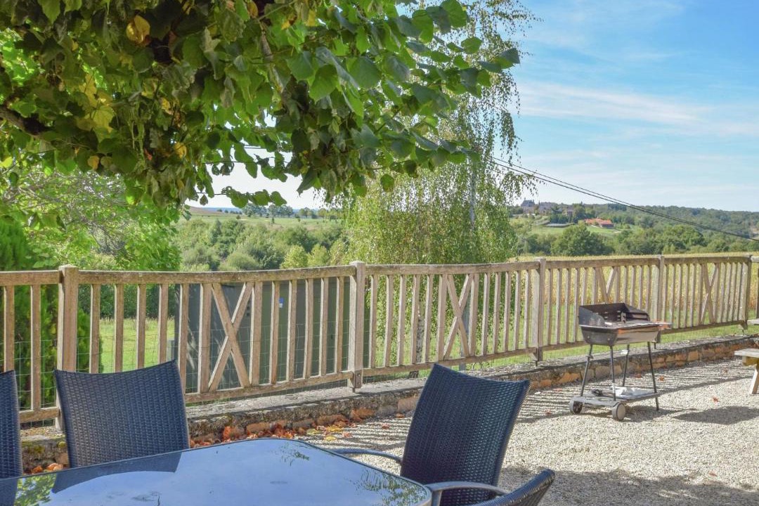 Photo of Patio Balcony in Saint-Medard-d'Excideuil