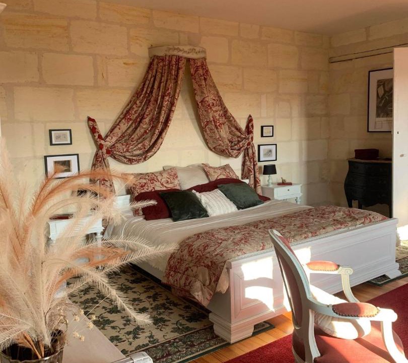 Photo of Bedroom in Lugon-et-l'ile-du-Carney