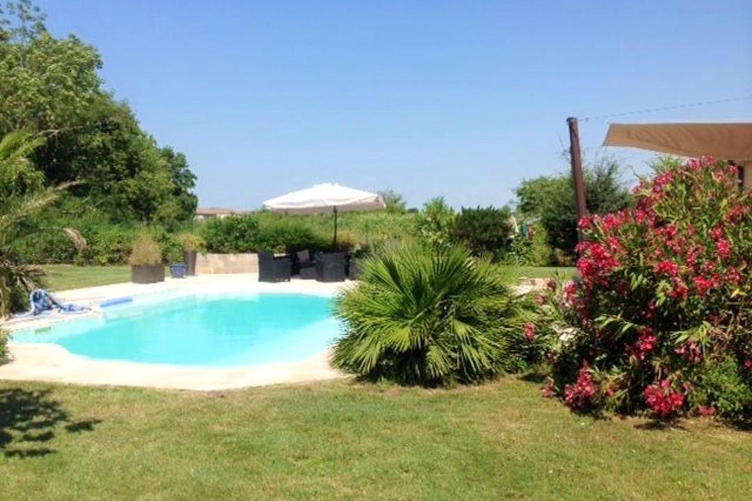 Photo of Others in Saint-Martin-Lacaussade