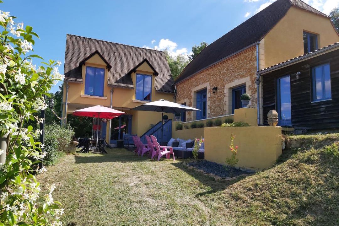 Photo of Others in Saint-Julien-de-Lampon