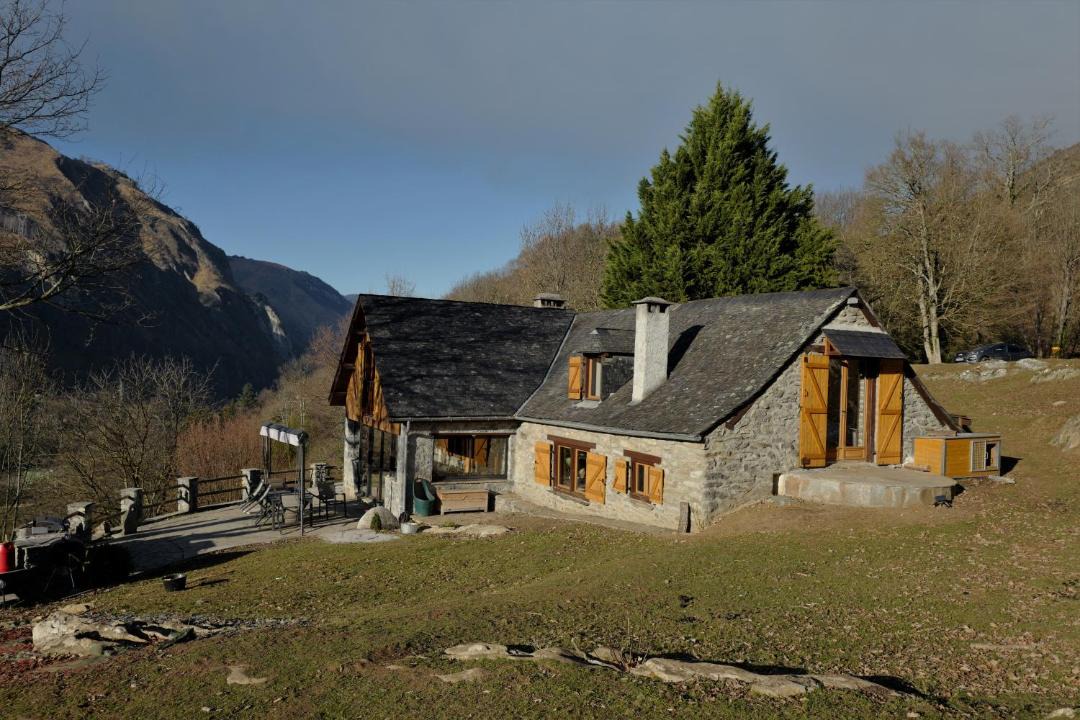 Photo of Others in Louvie-Soubiron