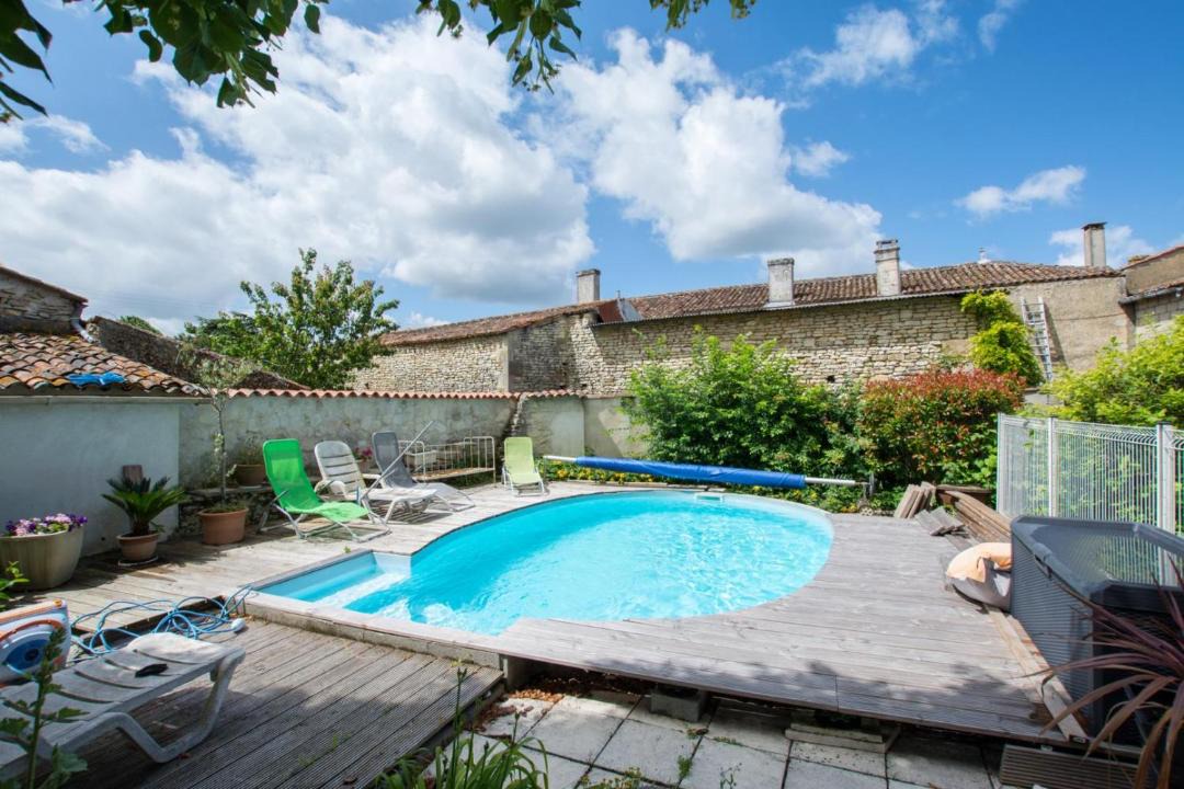 Photo of Others in Saint-Hilaire-de-Villefranche