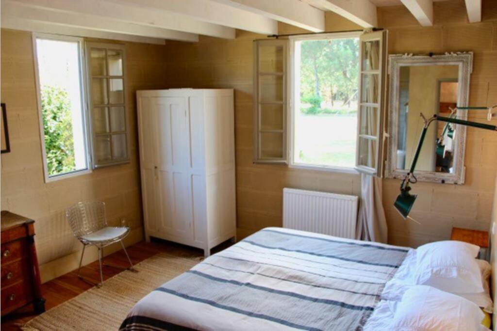 Photo of Bedroom in Messanges