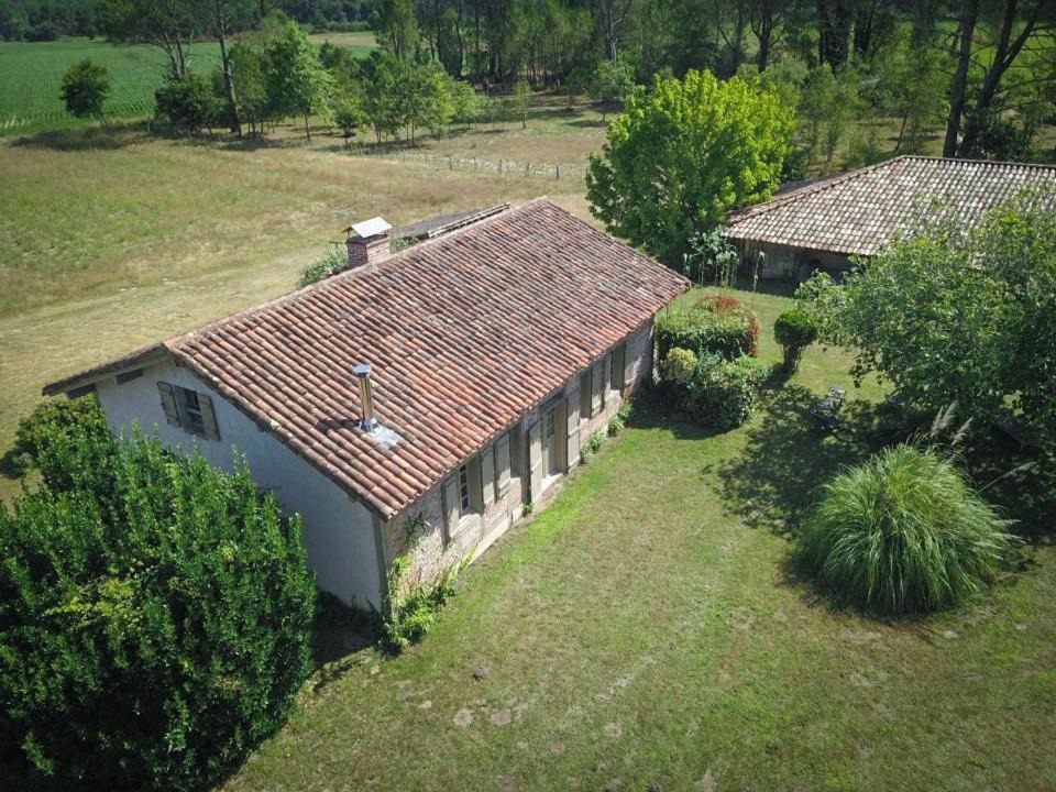 Photo of Buildings in Messanges