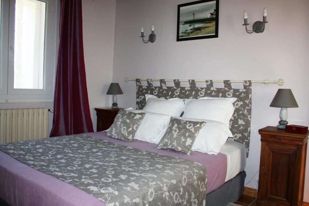 Photo of Bedroom in Saint-Astier