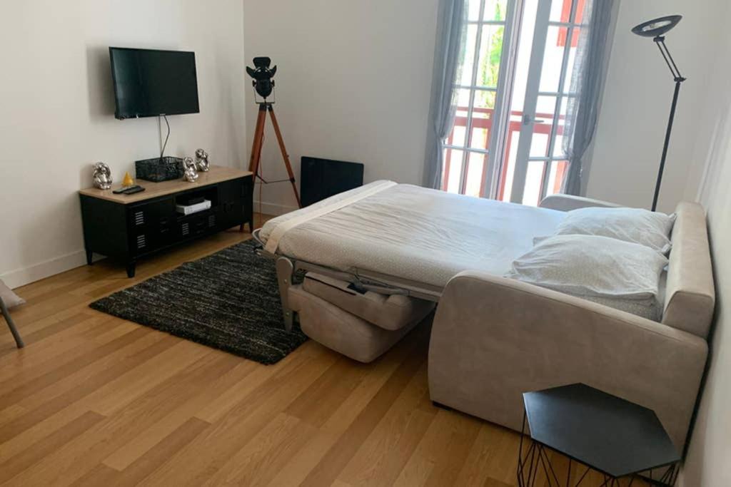 Photo of Bedroom in Saint-Jean-de-Luz