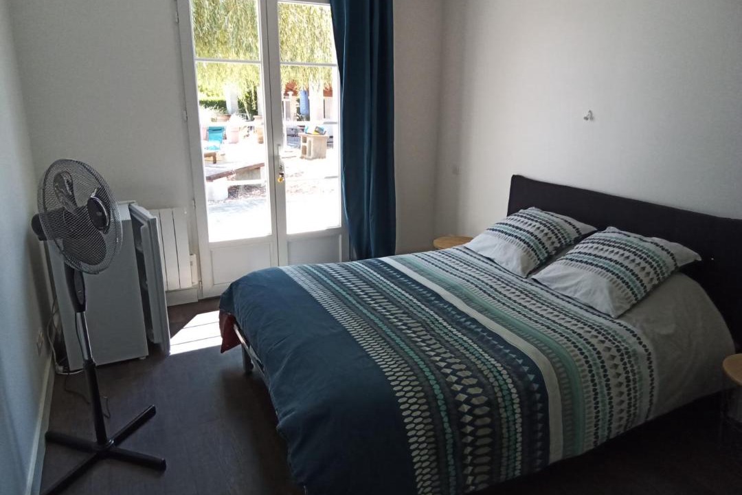 Photo of Bedroom in Rochefoucauld - Porte du Perigord