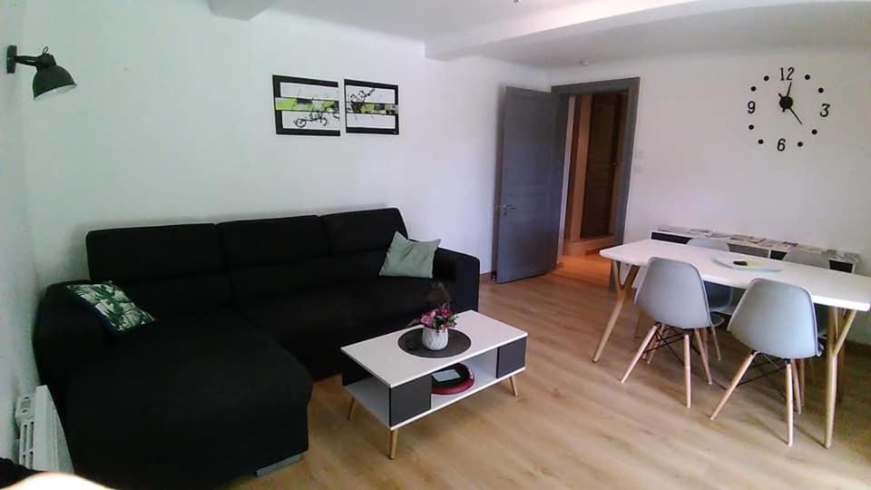 Photo of Livingroom in Sarraziet