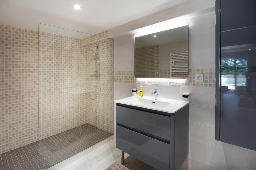 Photo of Bathroom in Coulounieix-Chamiers