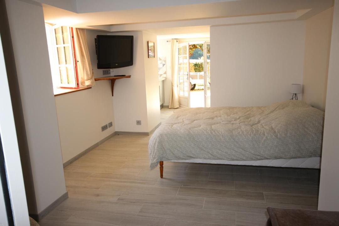 Photo of Bedroom in Marcay