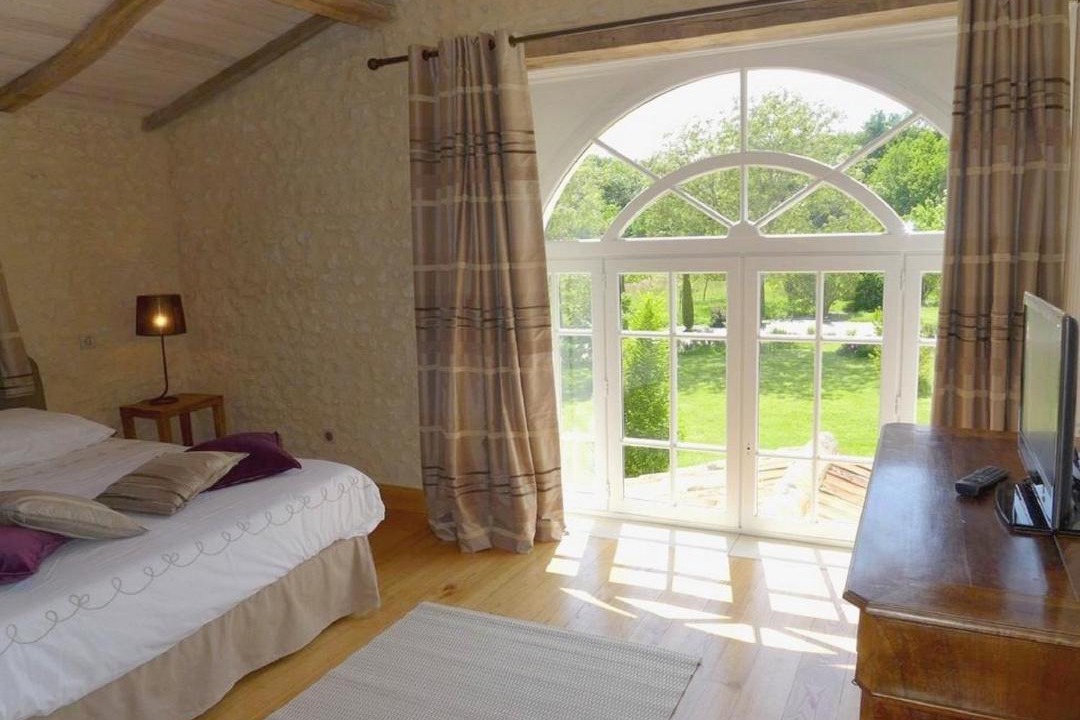 Photo of Bedroom in Fontaines-d'Ozillac
