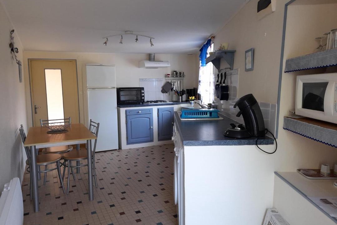 Photo of Kitchen in Saint-Martial-de-Vitaterne