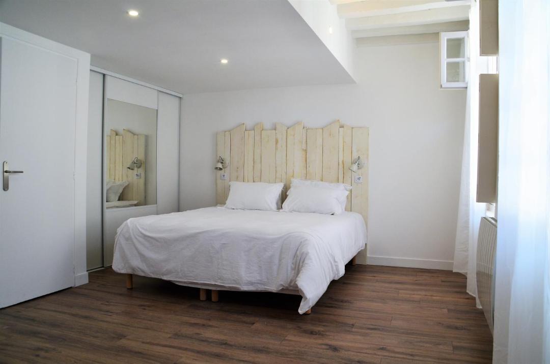 Photo of Bedroom in Bayonne