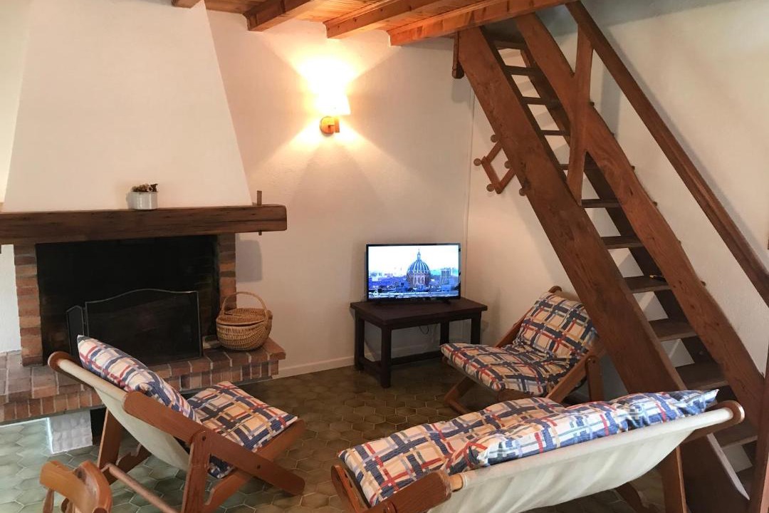 Photo of Livingroom in Saint-Adjutory