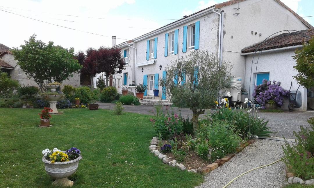 Photo of Others in Beaulieu-sur-Sonnette