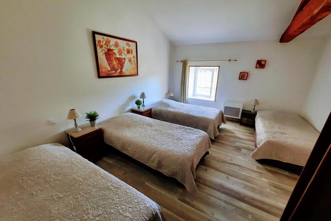 Photo of Bedroom in Genouille