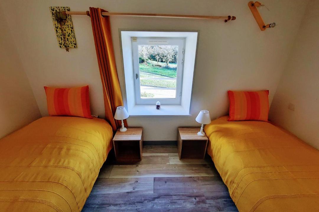 Photo of Bedroom in Genouille