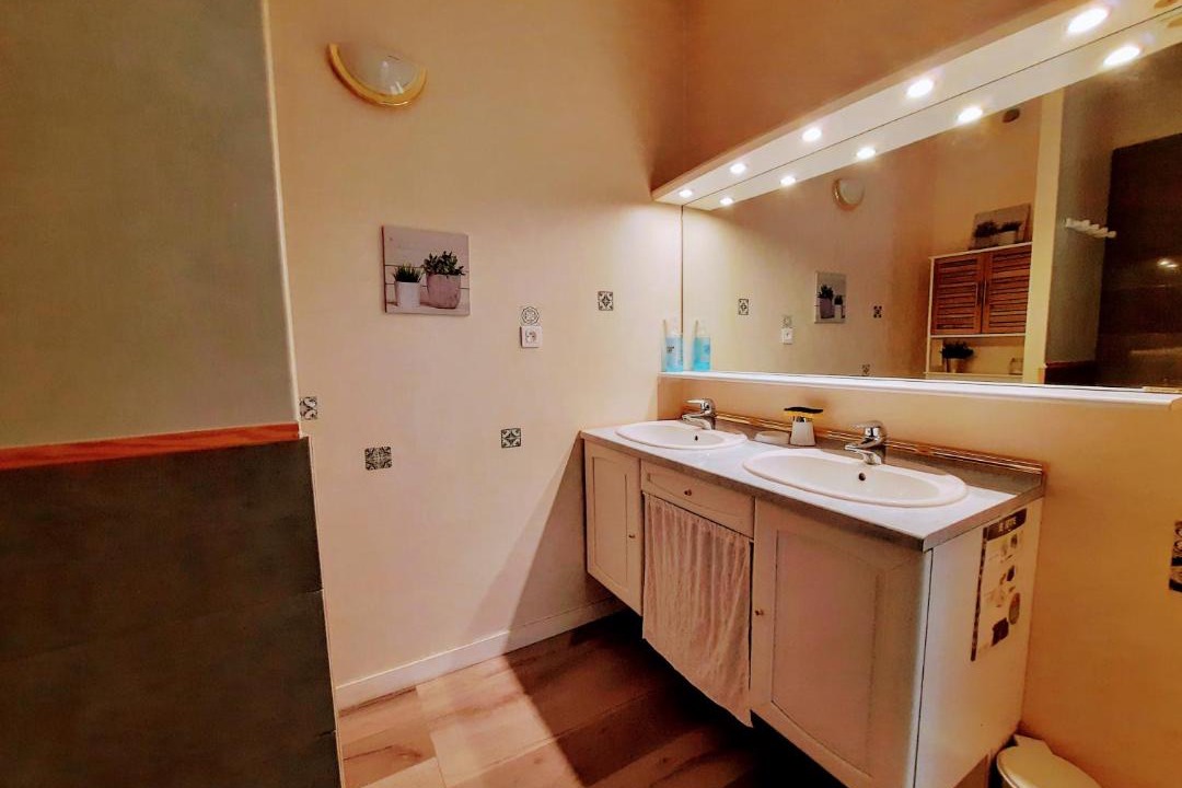 Photo of Kitchen in Genouille