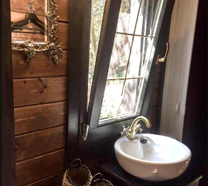 Photo of Bathroom in St.-Remy-de-Provence