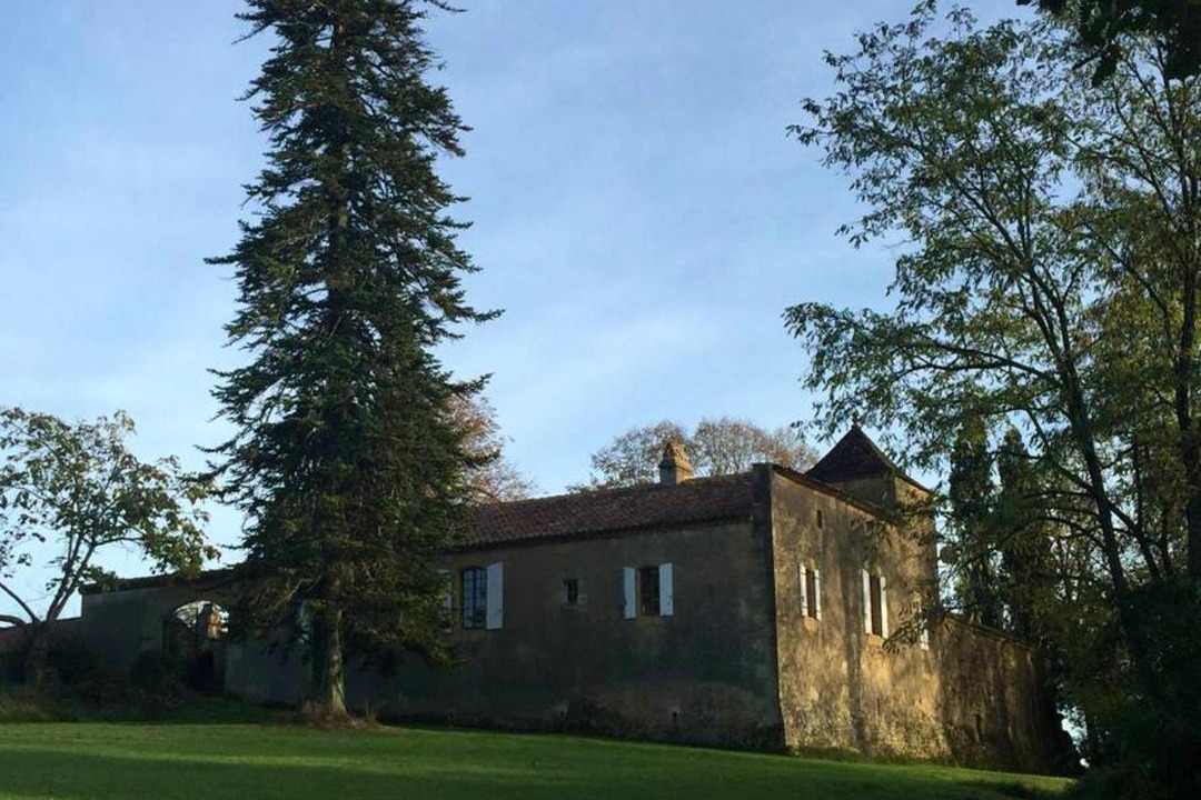 Photo of Others in Blanquefort-sur-Briolance