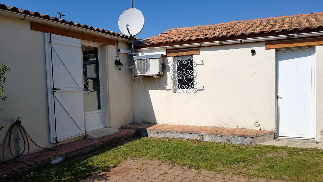Photo of Buildings in Le Grand-Village-Plage