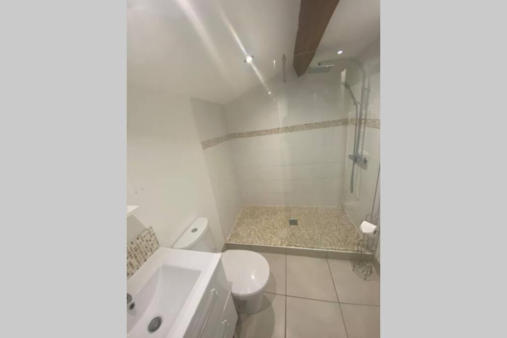 Photo of Bathroom in Montagrier