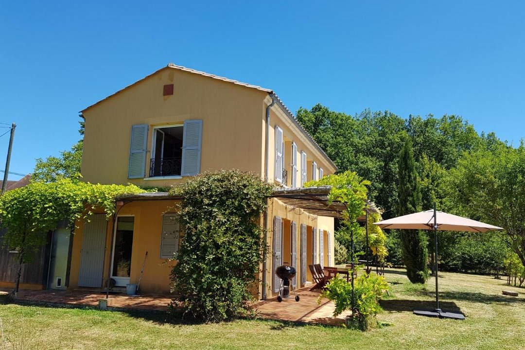 Photo of Buildings in Plazac