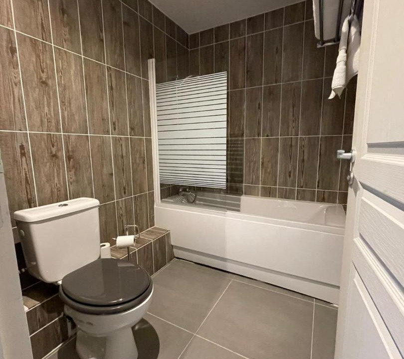 Photo of Bathroom in Saint-Emilion