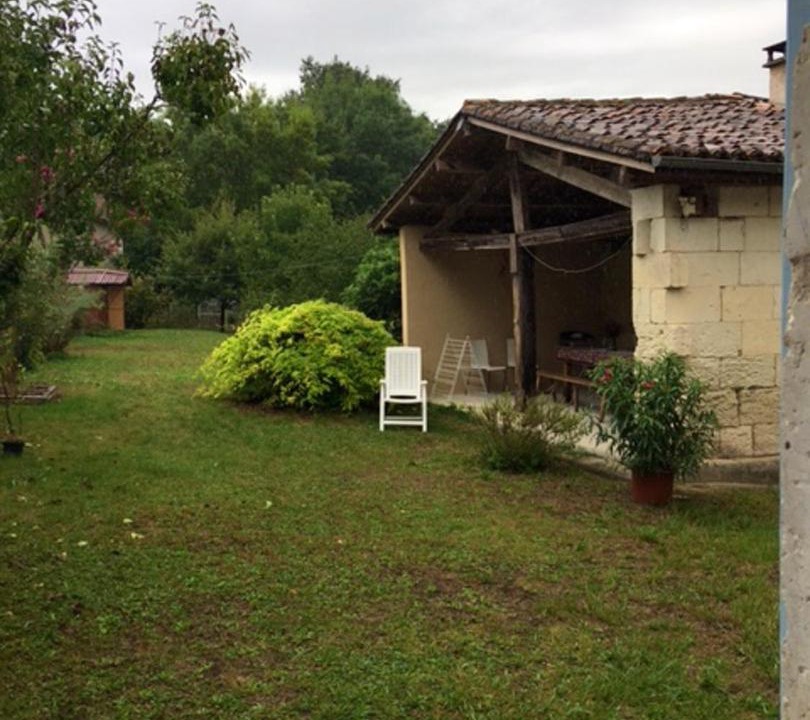 Photo of Buildings in Rioux-Martin
