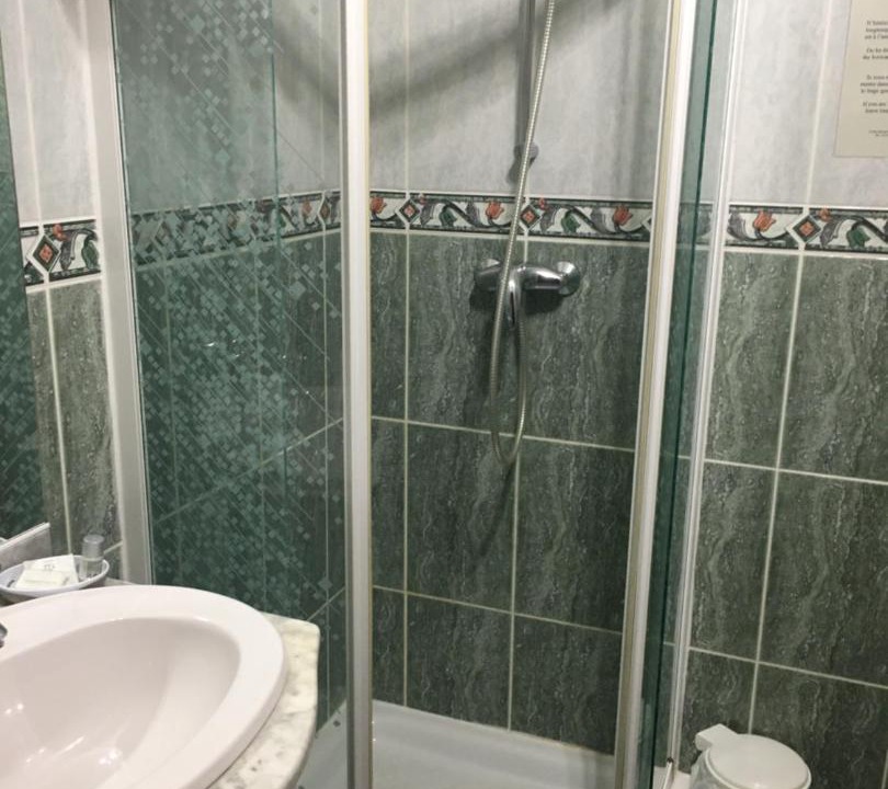Photo of Bathroom in Villefranche-de-Lonchat