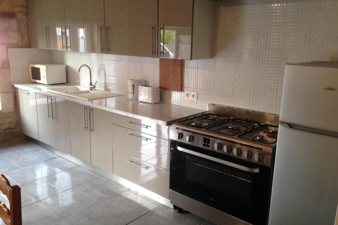 Photo of Kitchen in Duil-sur-le-Mignon
