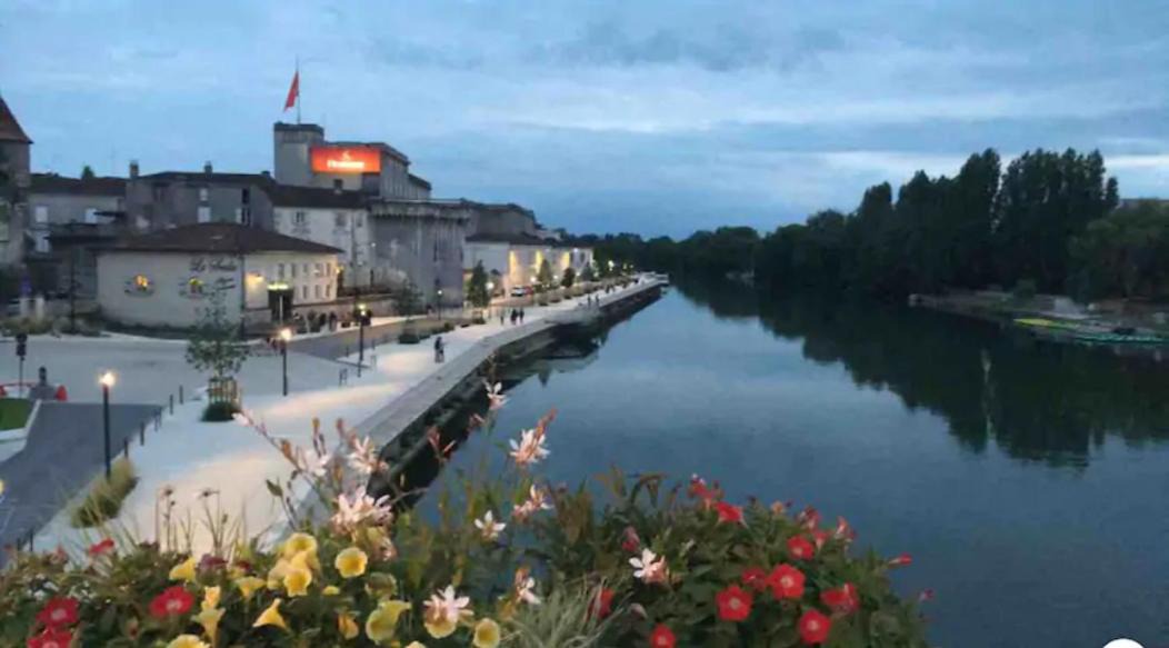 Photo of Others in Cognac